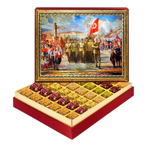 Atatürk'ün İzmir'e Girişi Çerçeveli Tablo Kutu Lüks Lokumlu